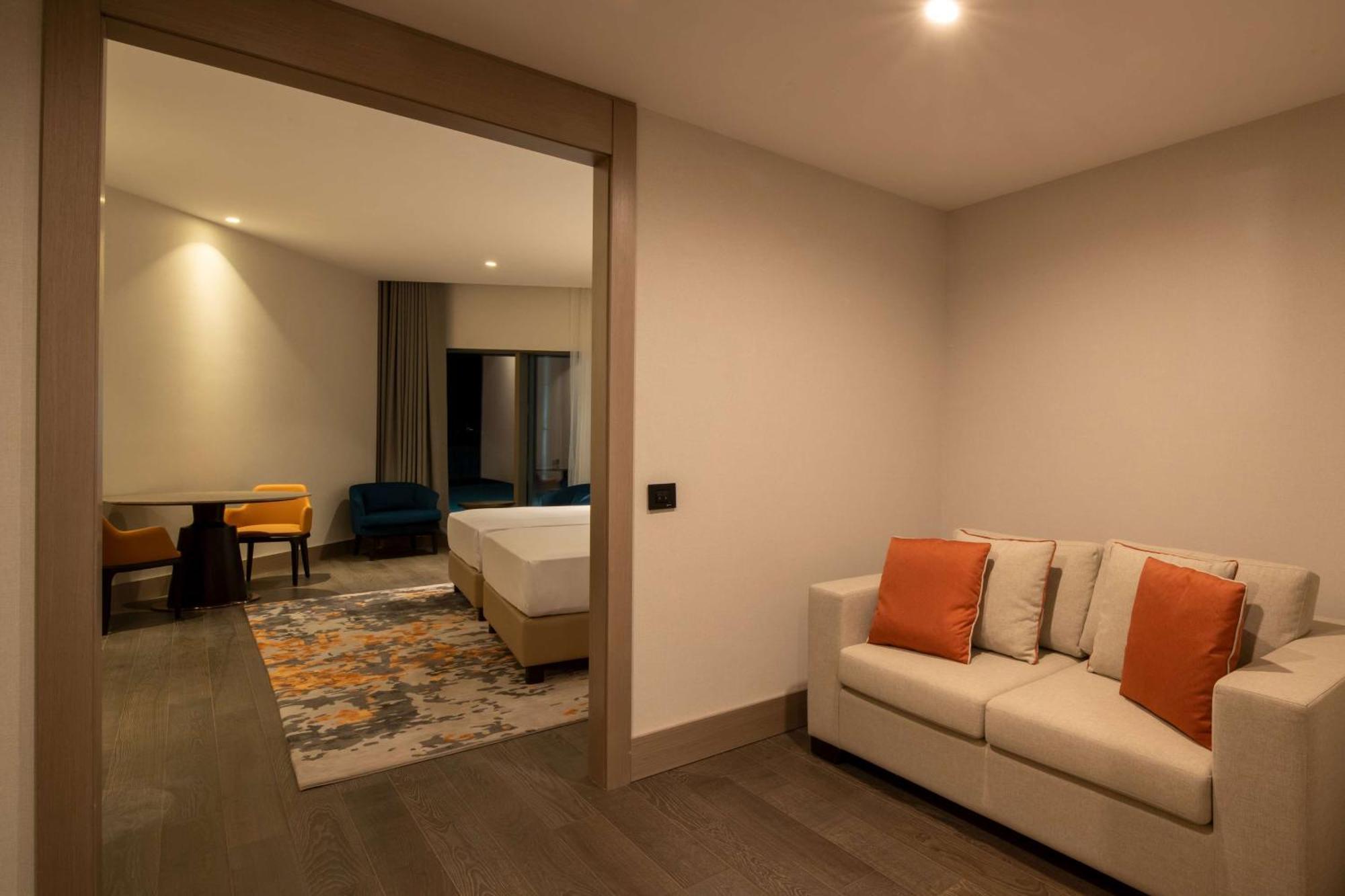 Hilton Mall Of Stambuł Zewnętrze zdjęcie A suite at the hotel